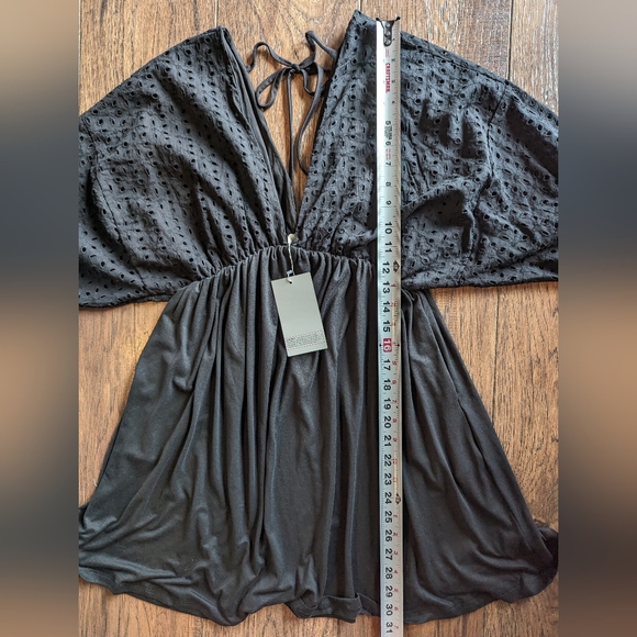 New! NINEXIS Size S Deep Front & Back V Toe Back Bohemian Mini Crochet Coverup - Picture 11 of 16